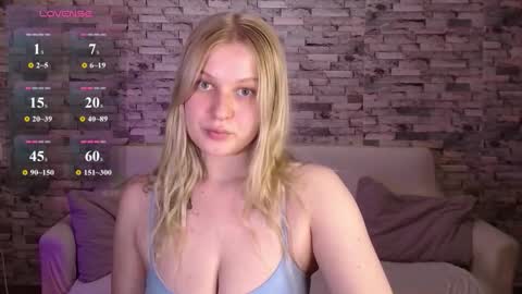 Snapshot of emiliaduchess chatting on 22, 3, 2026 Amili online show from 22, 3, 2026