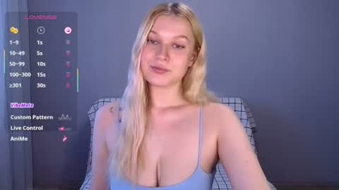 Snapshot of emiliaduchess chatting on 3, 8, 2026 Amili online show from 3, 8, 2026