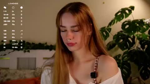 Snapshot of emiliaheather chatting on 2, 8, 2026 Tessa online show from 2, 8, 2026