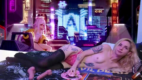 Snapshot of emiliamoonxxx chatting on 25, 9, 2025 EmiliaMoon online show from 25, 9, 2025