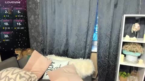 Emiliya online show from 28, 1, 2025