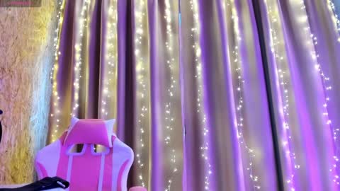 Emiliya online show from 22, 2, 2025