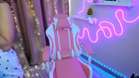 Emiliya online show from 12, 3, 2025