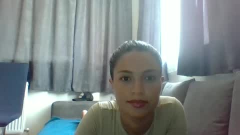 Snapshot of emilly_daniel chatting on 23, 6, 2026 Emilly and Daniel online show from 23, 6, 2026