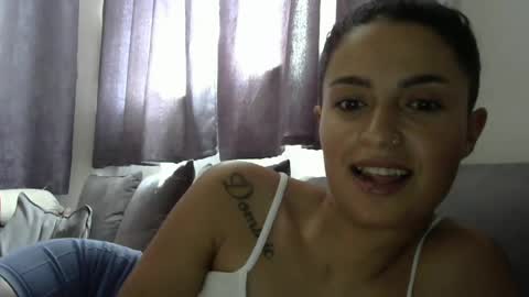 Snapshot of emilly_daniel chatting on 15, 7, 2026 Emilly and Daniel online show from 15, 7, 2026