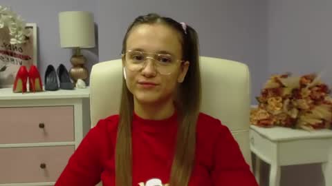 Snapshot of emilly_lust99 chatting on 3, 12, 2024 Emilly online show from 3, 12, 2024