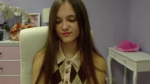 Snapshot of emilly_lust99 chatting on 27, 1, 2025 Emilly online show from 27, 1, 2025