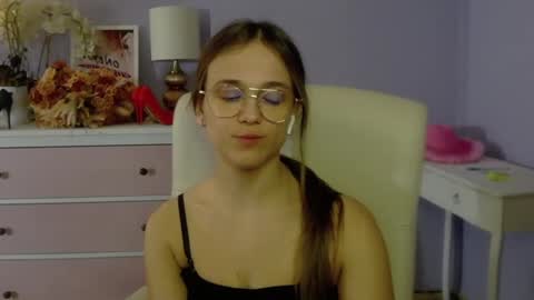 Snapshot of emilly_lust99 chatting on 27, 2, 2025 Emilly online show from 27, 2, 2025