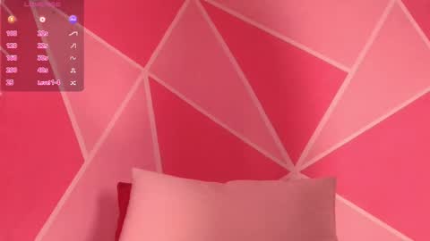 Snapshot of emilly_smiithh chatting on 21, 11, 2025 emilly_smiithh online show from 21, 11, 2025