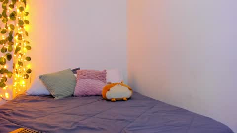 emilly online show from 24, 1, 2025