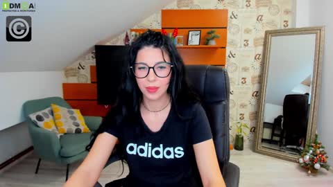 EmillyTaylor online show from 30, 12, 2024