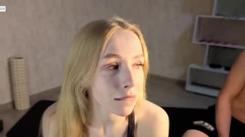 Snapshot of emily0303 chatting on 9, 4, 2026 emily0303 online show from 9, 4, 2026