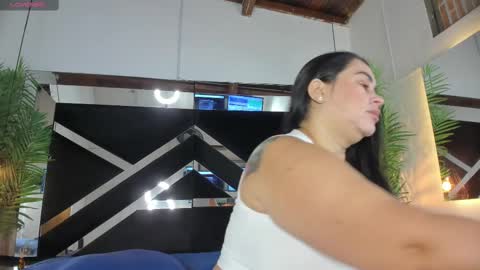 Snapshot of emily18__ chatting on 28, 2, 2025 Emily online show from 28, 2, 2025