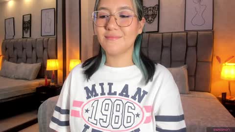 Emily online show from 21, 12, 2024