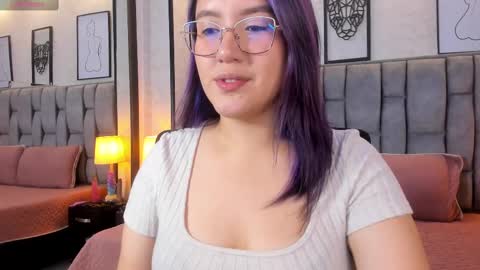 Emily online show from 1, 3, 2025