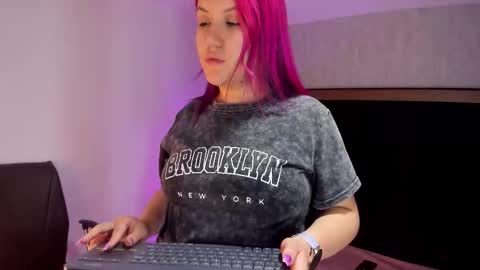 Emily online show from 2, 11, 2025