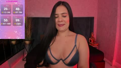 Snapshot of emily__browm chatting on 27, 4, 2026 Emily online show from 27, 4, 2026
