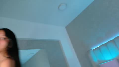 Snapshot of emily__stef chatting on 29, 5, 2026 EMILY online show from 29, 5, 2026