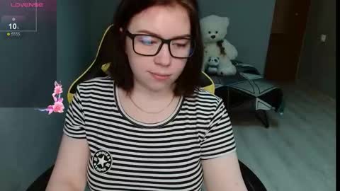 Emily 3 online show from 6, 10, 2025