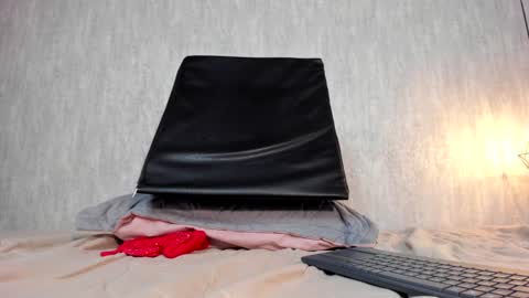 Emily online show from 14, 1, 2025