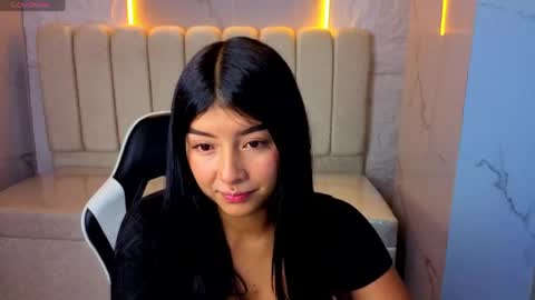 Snapshot of emily_brooks_tx chatting on 14, 5, 2026 Follow me.. Live 730 to 1400 online show from 14, 5, 2026
