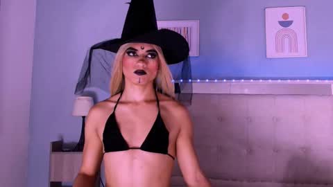 emily_castillo1_ online show from 4, 10, 2025