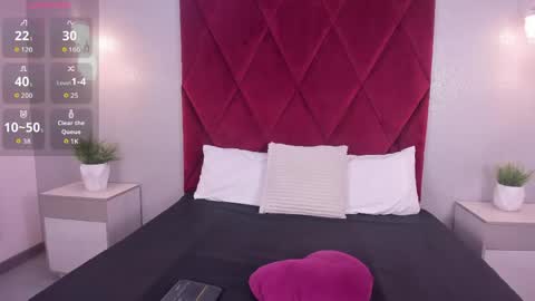 Snapshot of emily_clarkk_ chatting on 17, 4, 2026 emily_clarkk_ online show from 17, 4, 2026