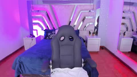 Emily online show from 21, 2, 2025