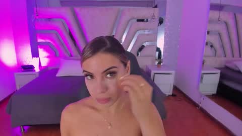 Emily online show from 25, 9, 2025