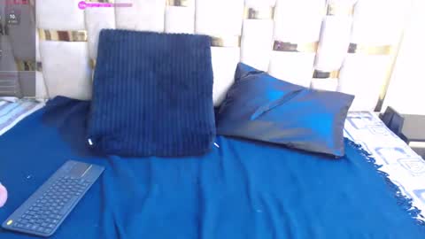 Snapshot of emily_fox_3 chatting on 4, 2, 2025 emily fox 3 online show from 4, 2, 2025