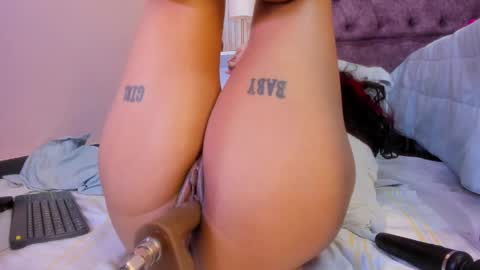 Emily online show from 28, 2, 2025