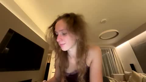 Snapshot of emily_in_parisss chatting on 21, 10, 2025 Emily  online show from 21, 10, 2025