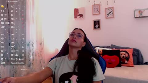 emily leroy. online show from 24, 10, 2025