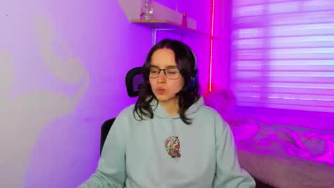 emily_lindey online show from 29, 11, 2025