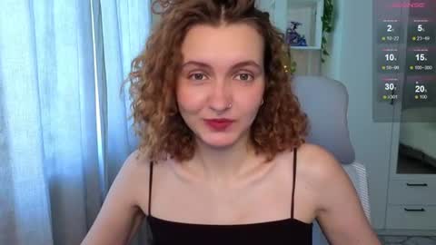 Snapshot of emily_lune chatting on 23, 6, 2026 Emily online show from 23, 6, 2026