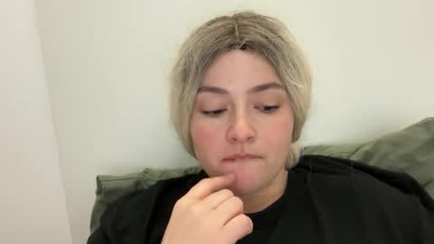 emily_morning_dew online show from 15, 10, 2025