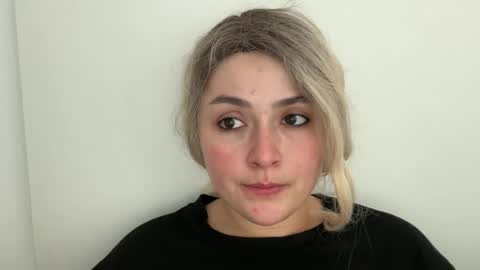 emily_morning_dew online show from 20, 10, 2025