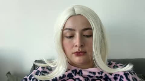 emily_morning_dew online show from 5, 11, 2025