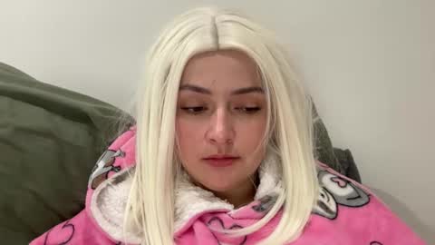 emily_morning_dew online show from 17, 11, 2025