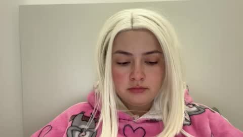 emily_morning_dew online show from 17, 12, 2025