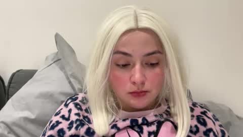 Snapshot of emily_morning_dew chatting on 9, 1, 2026 emily_morning_dew online show from 9, 1, 2026