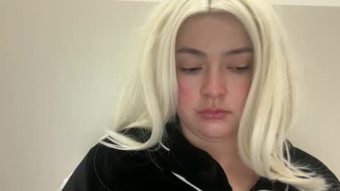 Snapshot of emily_morning_dew chatting on 11, 2, 2026 emily_morning_dew online show from 11, 2, 2026