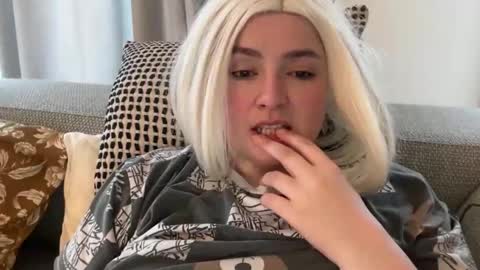 Snapshot of emily_morning_dew chatting on 22, 2, 2026 emily_morning_dew online show from 22, 2, 2026