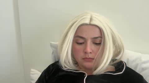 Snapshot of emily_morning_dew chatting on 28, 2, 2026 emily_morning_dew online show from 28, 2, 2026