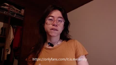 emily_pearl_ online show from 23, 9, 2025