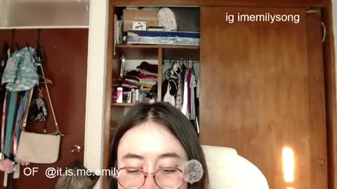 Snapshot of emily_pearl_ chatting on 16, 5, 2026 emily_pearl_ online show from 16, 5, 2026