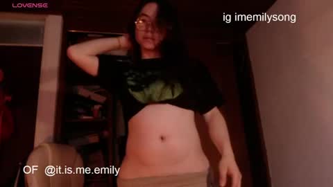 emily_pearl_ online show from 19, 6, 2026