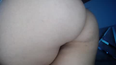 Snapshot of emily_pervert00 chatting on 2, 10, 2025 Emily online show from 2, 10, 2025