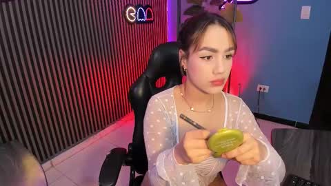 Emily  online show from 21, 11, 2025