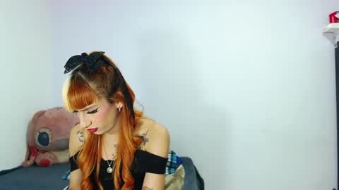 Emily  IGEmmily Baussa online show from 16, 11, 2025